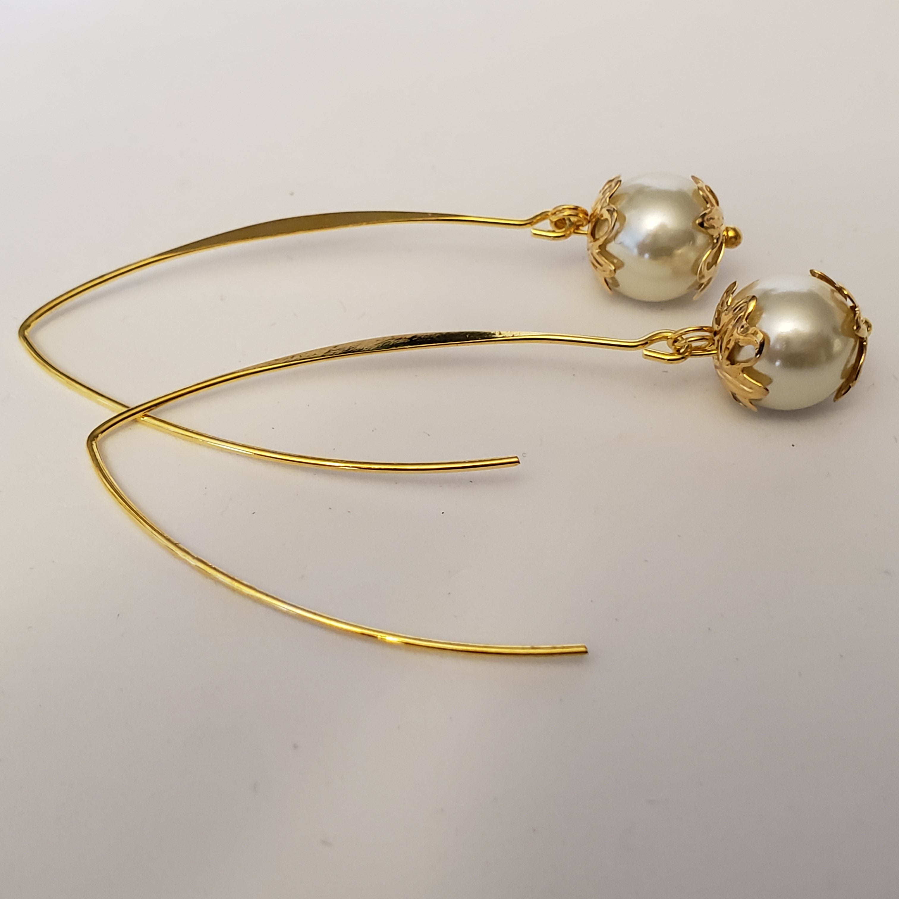 Cream Glass Pearl Gold Earrings