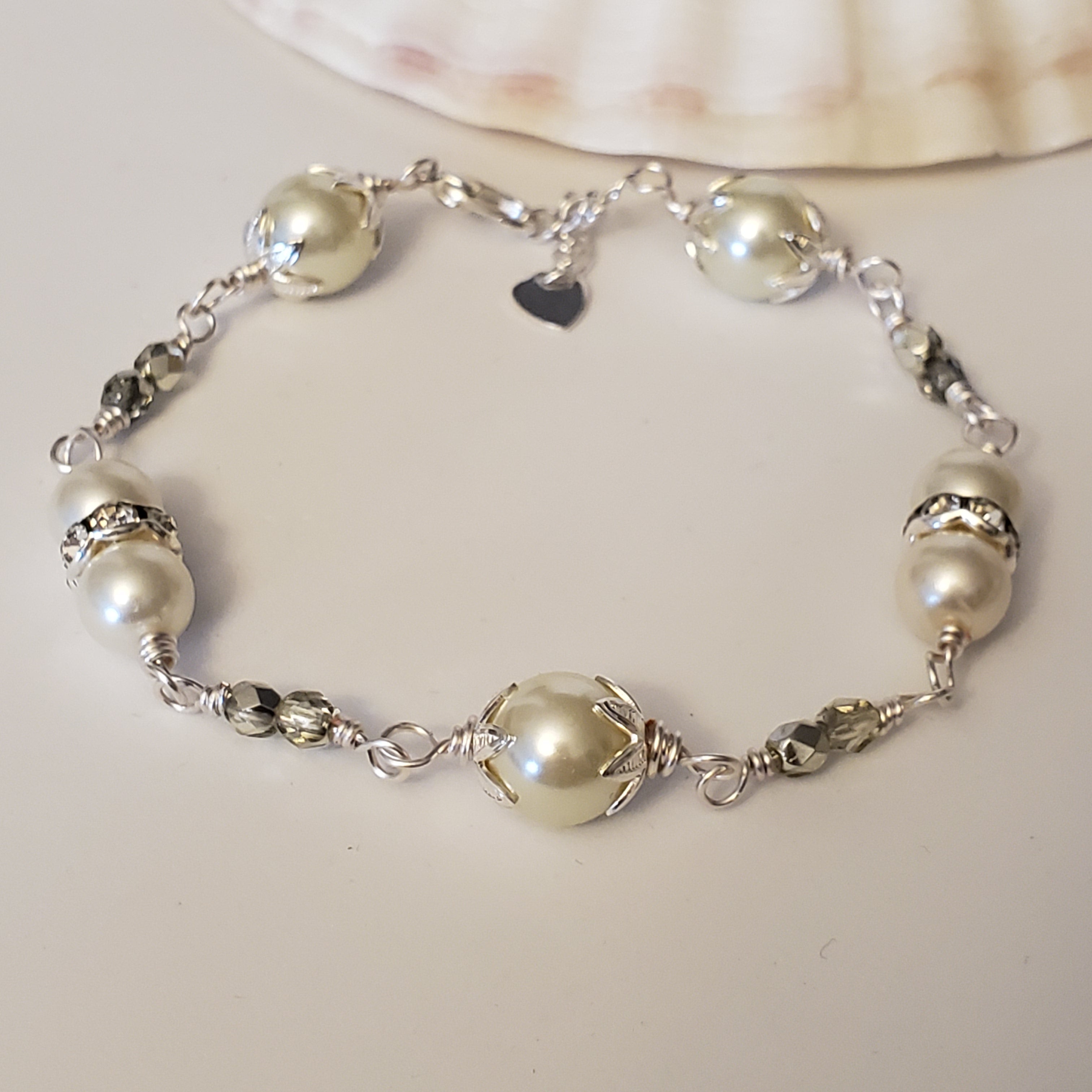 Cream Glass Pearl-Set