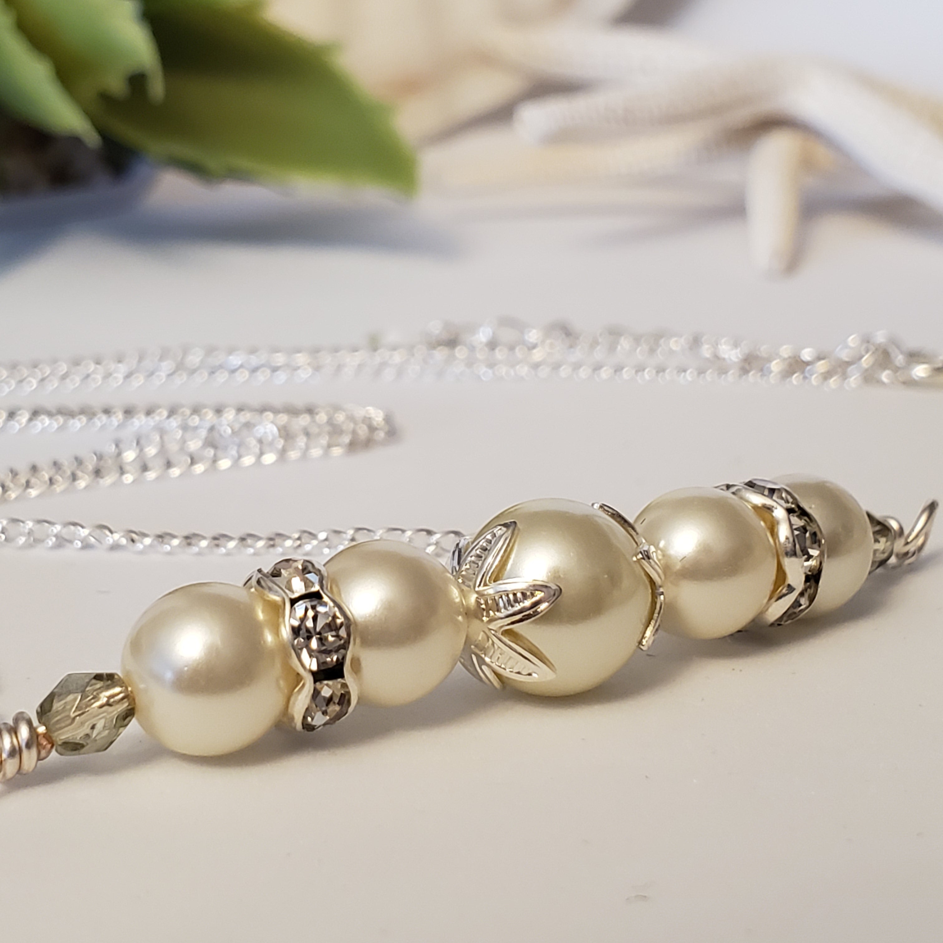 Cream Glass Pearl Necklace